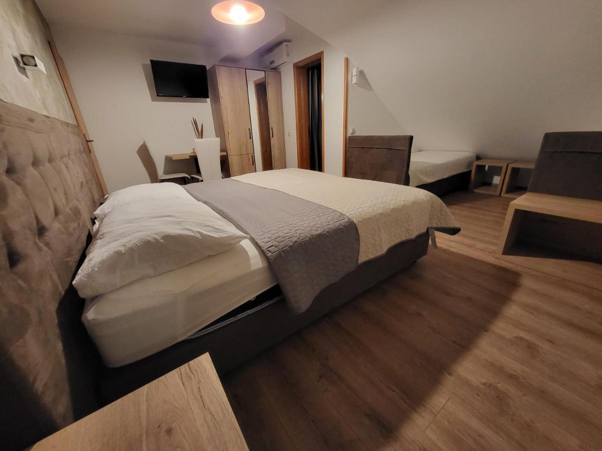 House Tina Hotel Grabovac  Ngoại thất bức ảnh