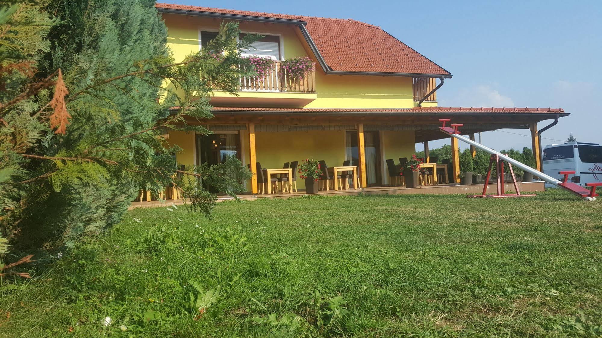 House Tina Hotel Grabovac  Ngoại thất bức ảnh