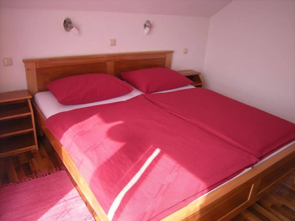 House Tina Hotel Grabovac  Ngoại thất bức ảnh