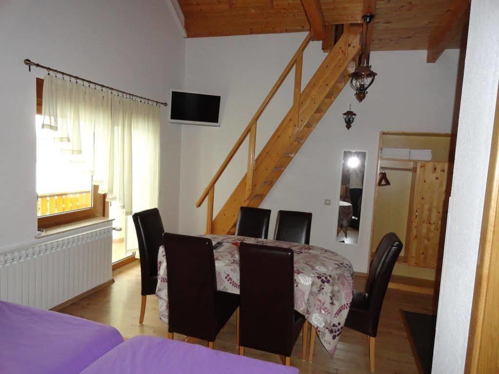 House Tina Hotel Grabovac  Ngoại thất bức ảnh